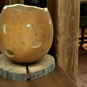 Lámpara artesanal rustica de calabaza