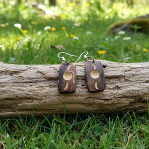 Pendiente de calabaza tallado a mano